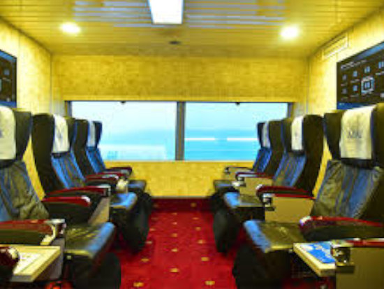 Makruzz Royal Class