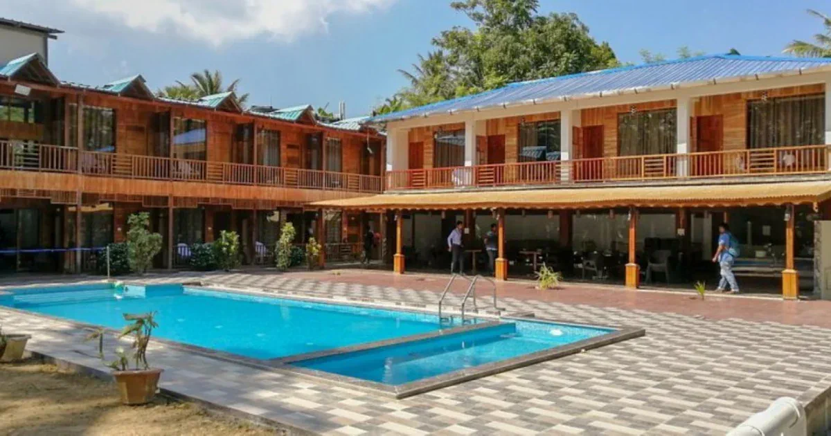 Dolphin Beach Resort