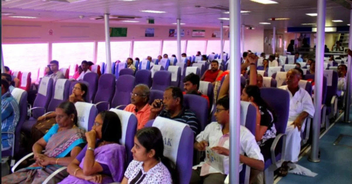 https://adventureandaman.com/uploads/cms/makruzz-interior-5-df39ca0e.webp